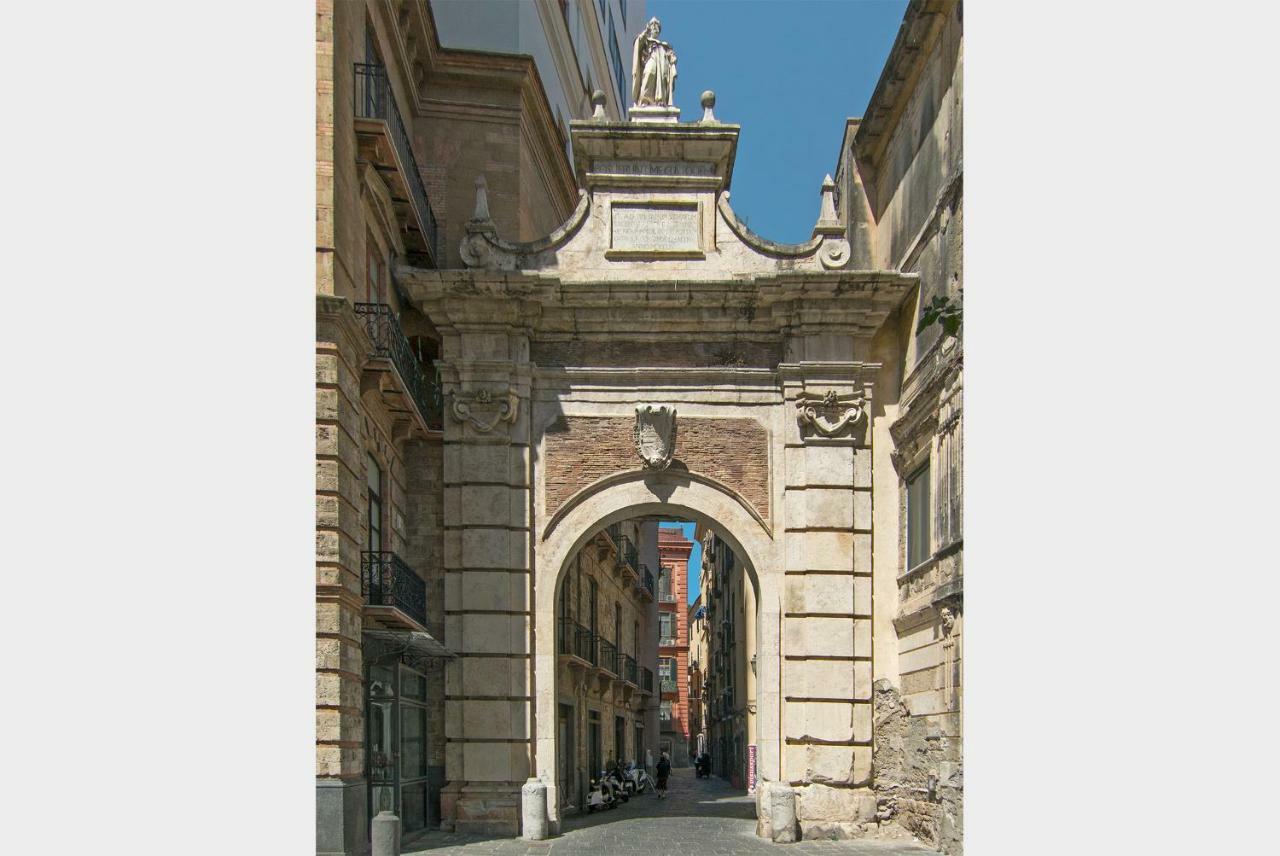 A Casa Di Adri Lägenhet Salerno Exteriör bild