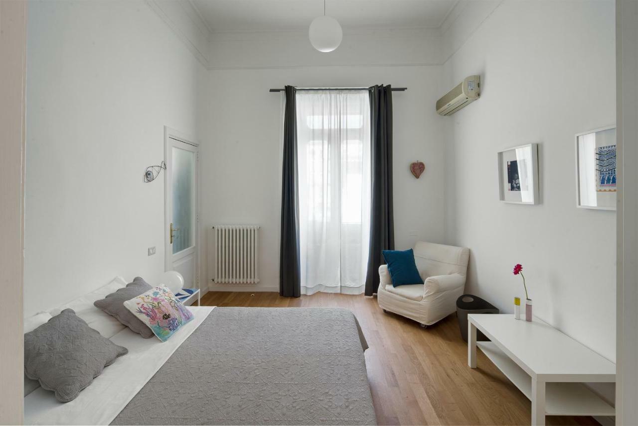 A Casa Di Adri Lägenhet Salerno Exteriör bild