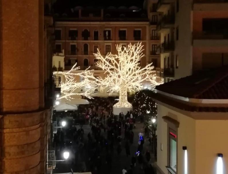A Casa Di Adri Lägenhet Salerno Exteriör bild